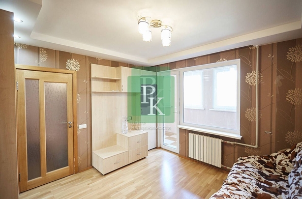 
  Продается 4-комн. квартира 76.2 м². Фото 1.