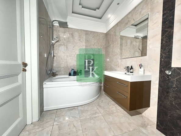 
  Продается 3-комн. квартира 155.4 м². Фото 14.