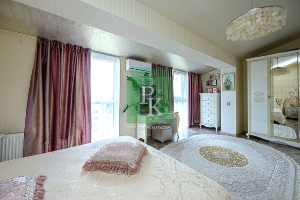 
  Продается 3-комн. квартира 105.6 м². Фото 1.