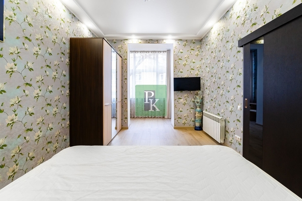 
  Продается 4-комн. квартира 130 м². Фото 32.