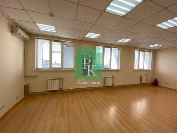 
  Сдается офис 31.5 м². Фото 8.