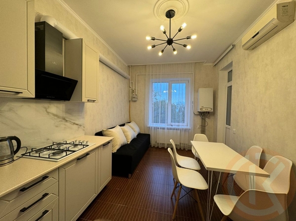 
  Продается 2-комн. квартира 102 м². Фото 1.