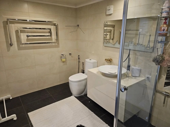 
  Продается 3-комн. квартира 200 м². Фото 16.