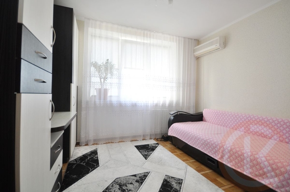 
  Продается 3-комн. квартира 64 м². Фото 1.