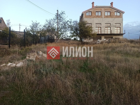 
  Продается земельный участок 4.2 сотки. Фото 1.