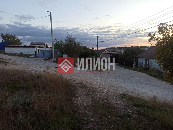 
  Продается земельный участок 4.2 сотки. Фото 2.