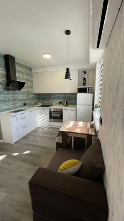 
  Продается студия 28 м². Фото 1.