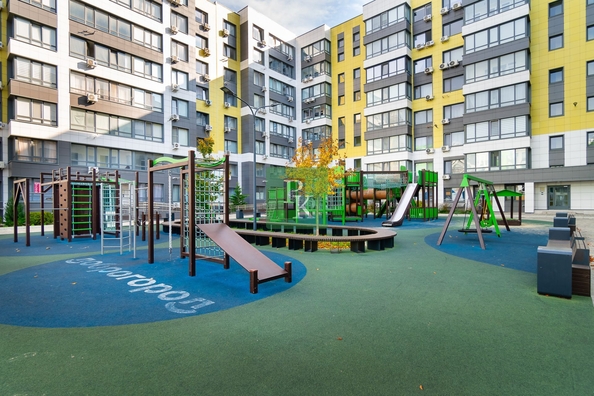 
  Продается 2-комн. квартира 60.8 м². Фото 1.