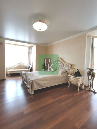 
  Продается 4-комн. квартира 233.4 м². Фото 4.