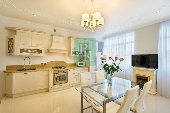 
  Продается 2-комн. квартира 91 м². Фото 1.