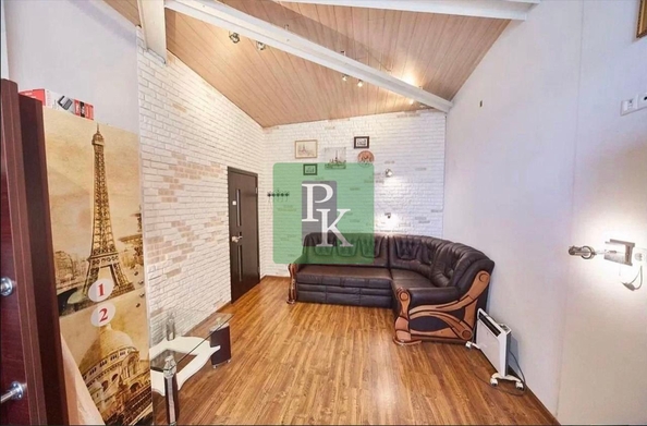 
  Продается 4-комн. квартира 133.6 м². Фото 2.