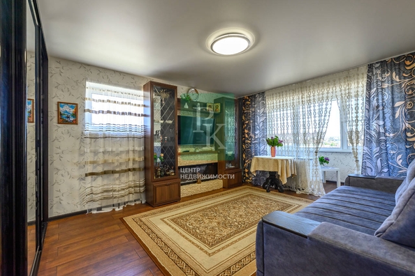 
  Продается 3-комн. квартира 77 м². Фото 1.