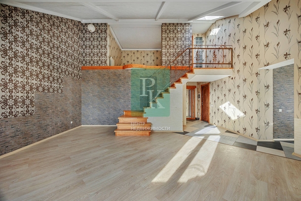 
  Продается 2-комн. квартира 90.8 м². Фото 1.