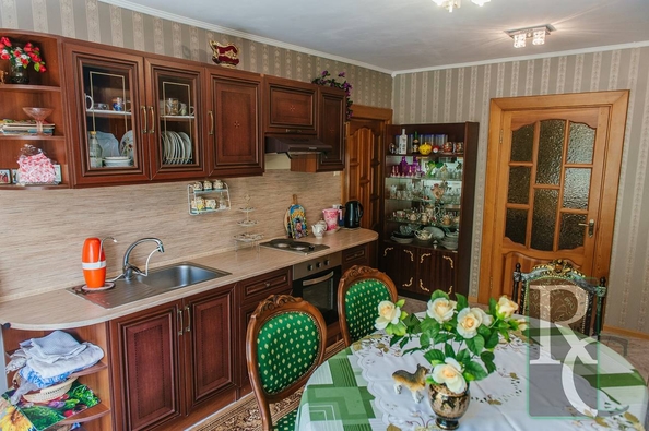 
  Продается 4-комн. квартира 120 м². Фото 2.
