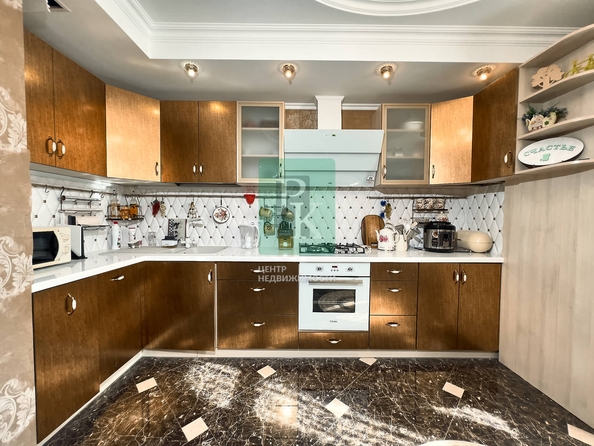 
  Продается 4-комн. квартира 170.5 м². Фото 1.