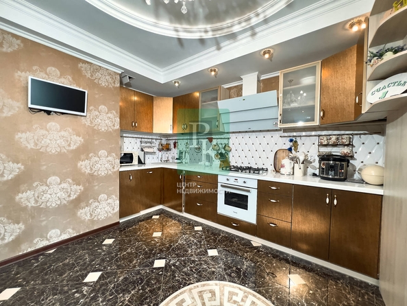 
  Продается 4-комн. квартира 170.5 м². Фото 2.