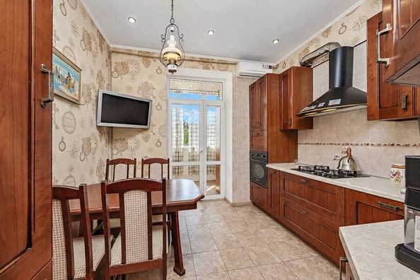 
  Продается 3-комн. квартира 68.8 м². Фото 1.