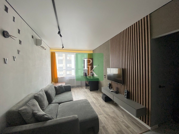 
  Продается 1-комн. квартира 42 м². Фото 2.