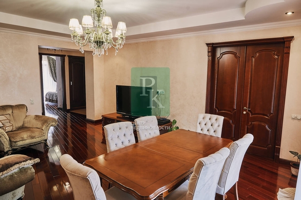 
  Продается 4-комн. квартира 233 м². Фото 4.