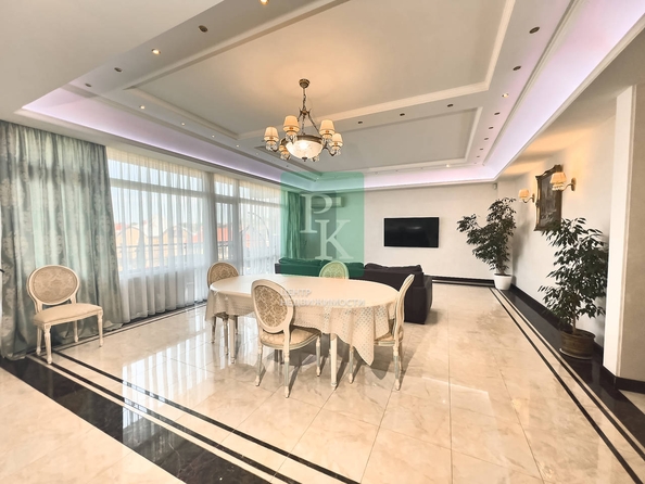 
  Продается 3-комн. квартира 155.4 м². Фото 1.