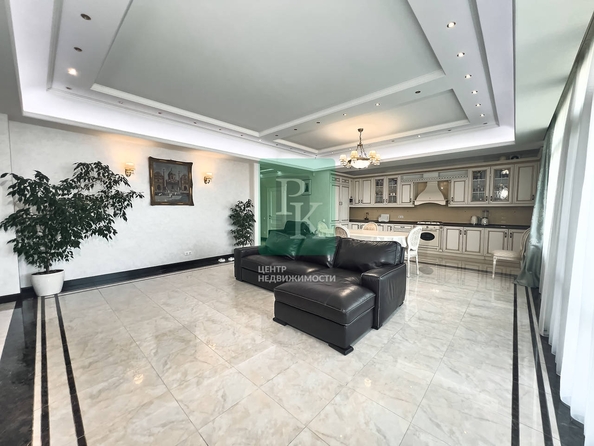 
  Продается 3-комн. квартира 155.4 м². Фото 8.