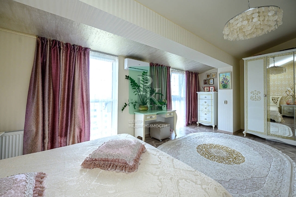 
  Продается 3-комн. квартира 105.6 м². Фото 1.