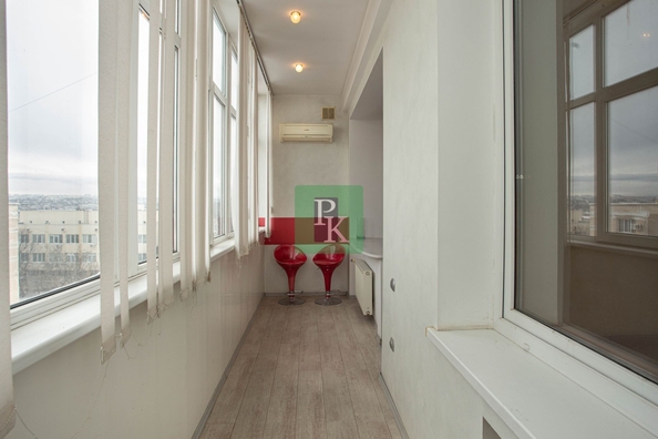 
  Продается 4-комн. квартира 216.9 м². Фото 10.