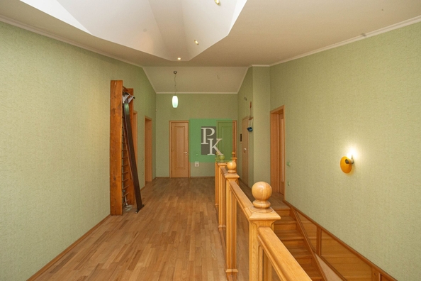 
  Продается 4-комн. квартира 216.9 м². Фото 16.
