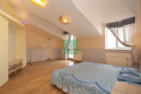 
  Продается 4-комн. квартира 216.9 м². Фото 19.
