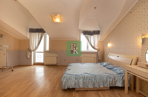 
  Продается 4-комн. квартира 216.9 м². Фото 20.