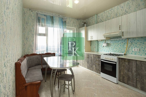 
  Продается 3-комн. квартира 96.5 м². Фото 1.
