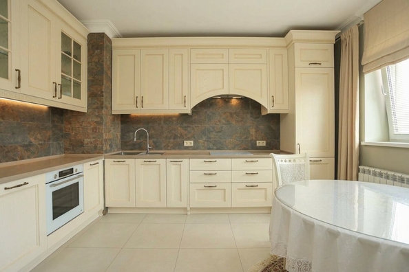 
  Продается 4-комн. квартира 128.3 м². Фото 2.