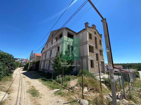 
  Продается дом 500 м². Фото 1.