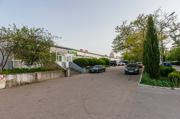 
  Сдается офис 278 м². Фото 1.