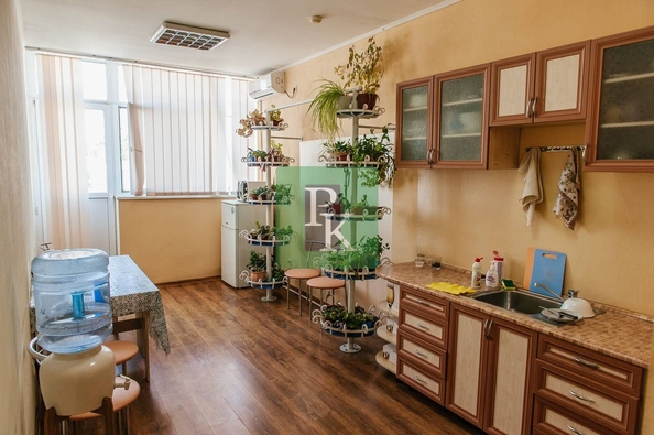 
  Сдается офис 278 м². Фото 13.