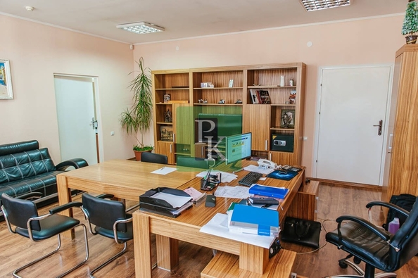 
  Сдается офис 278 м². Фото 16.