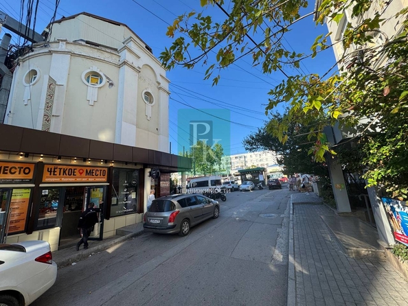 
  Сдается универсальное помещение 220 м². Фото 1.