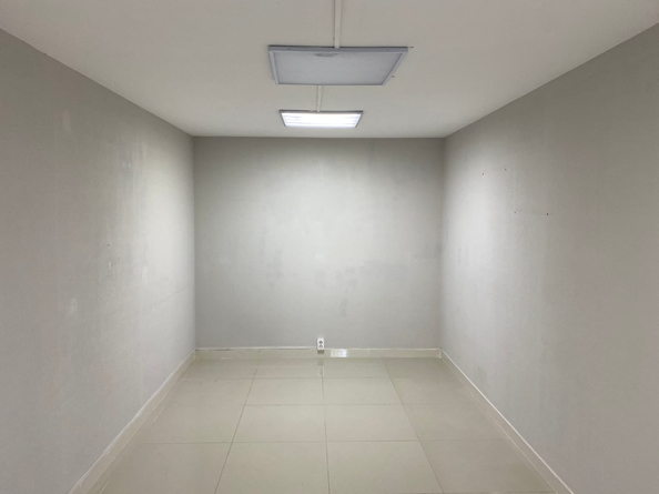
  Сдается офис 55.3 м². Фото 9.