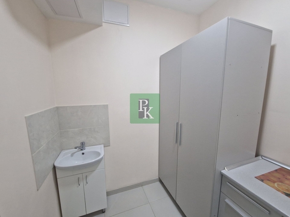 
  Сдается универсальное помещение 81.3 м². Фото 11.