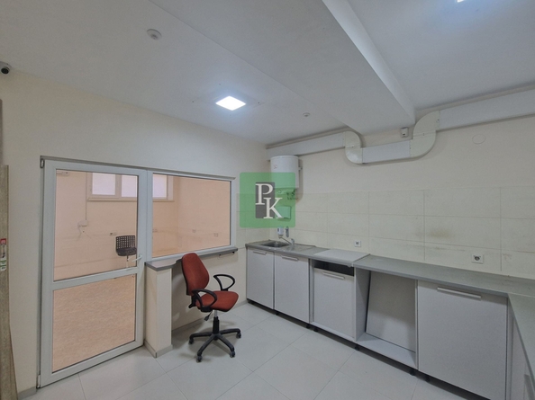 
  Сдается универсальное помещение 81.3 м². Фото 16.