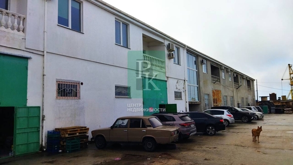 
  Продается офис 55 м². Фото 1.