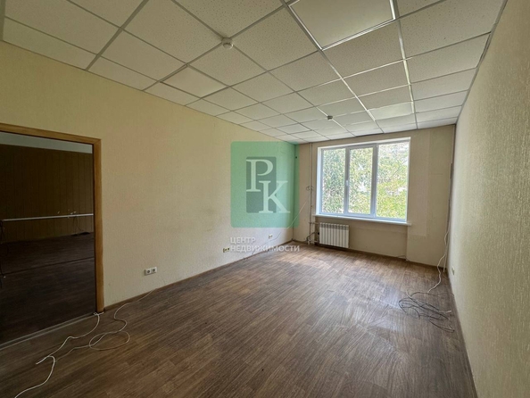 
  Сдается офис 197.5 м². Фото 7.