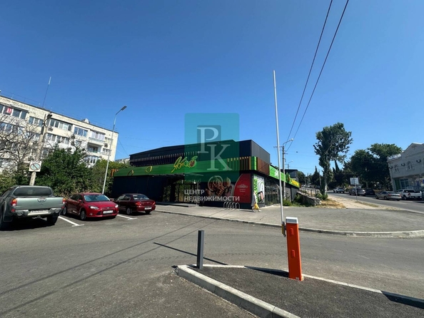 
  Сдается торговая площадь 435 м². Фото 2.