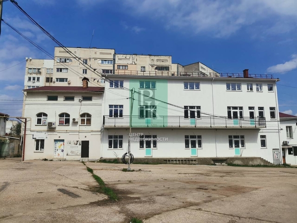
  Сдается универсальное помещение 290 м². Фото 1.