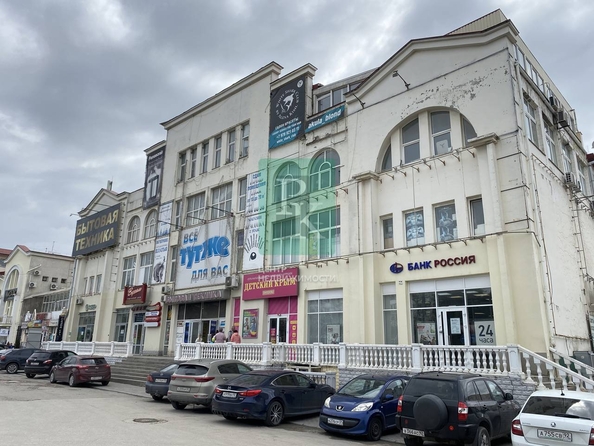 
  Продается универсальное помещение 884 м². Фото 1.