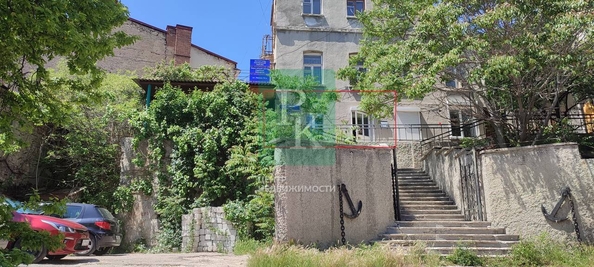
  Сдается офис 42.5 м². Фото 1.