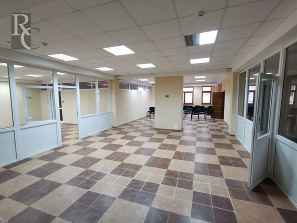 
  Сдается офис 195 м². Фото 5.