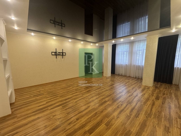 
  Сдается офис 265.8 м². Фото 9.