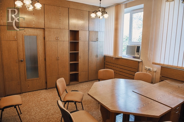 
  Сдается офис 176.1 м². Фото 3.