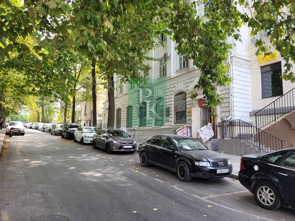 
  Сдается офис 230 м². Фото 1.